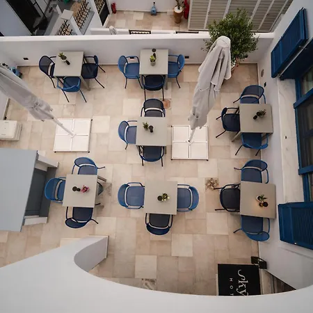 Hotell Skyron 3*